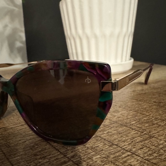 Stylish Rag & Bone Multicolor Sunglasses - Picture 3 of 4